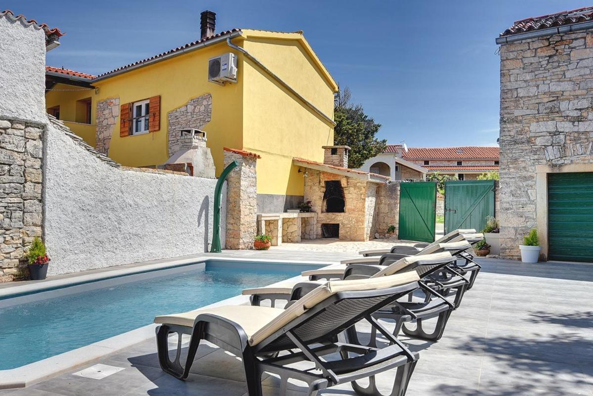 Villa Micol Gajana Buitenkant foto
