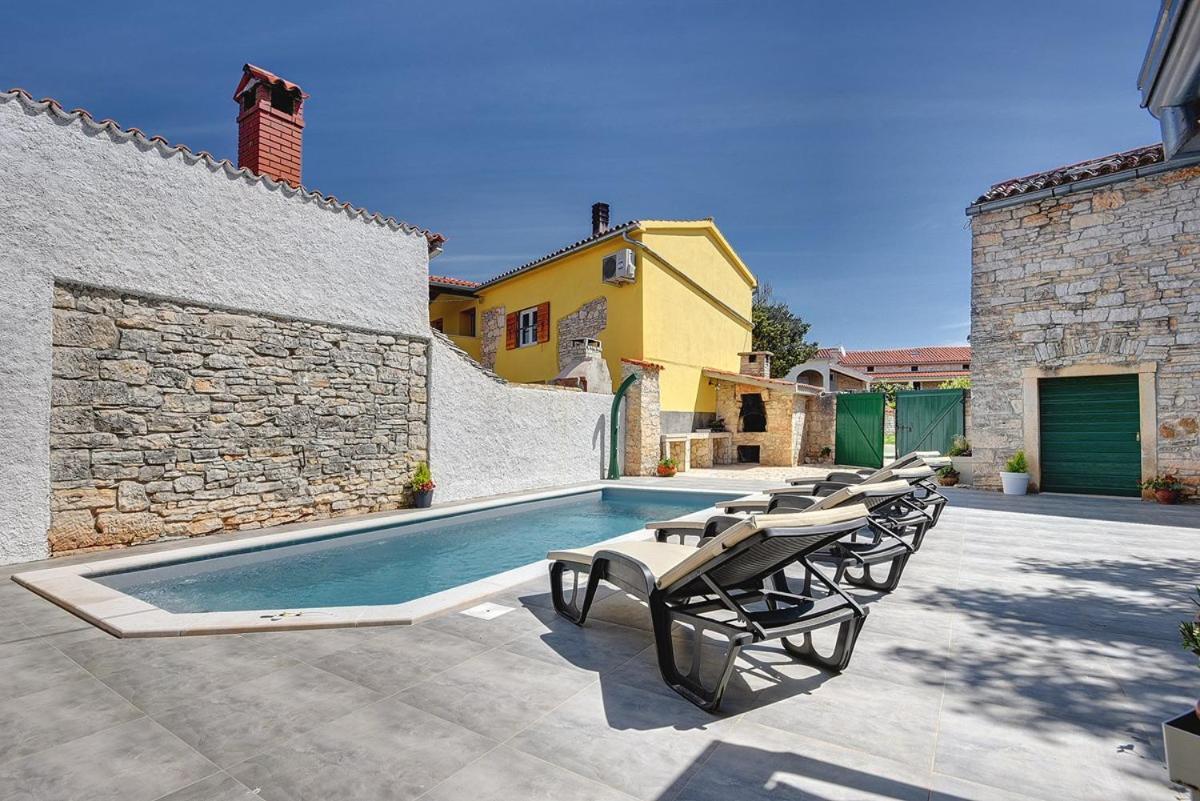 Villa Micol Gajana Buitenkant foto