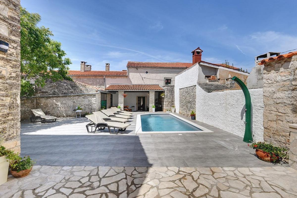 Villa Micol Gajana Buitenkant foto