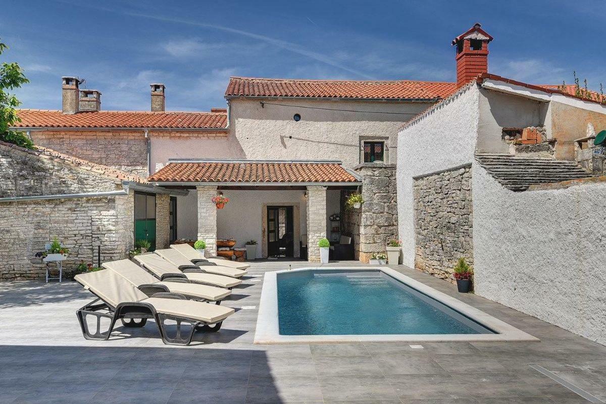Villa Micol Gajana Buitenkant foto