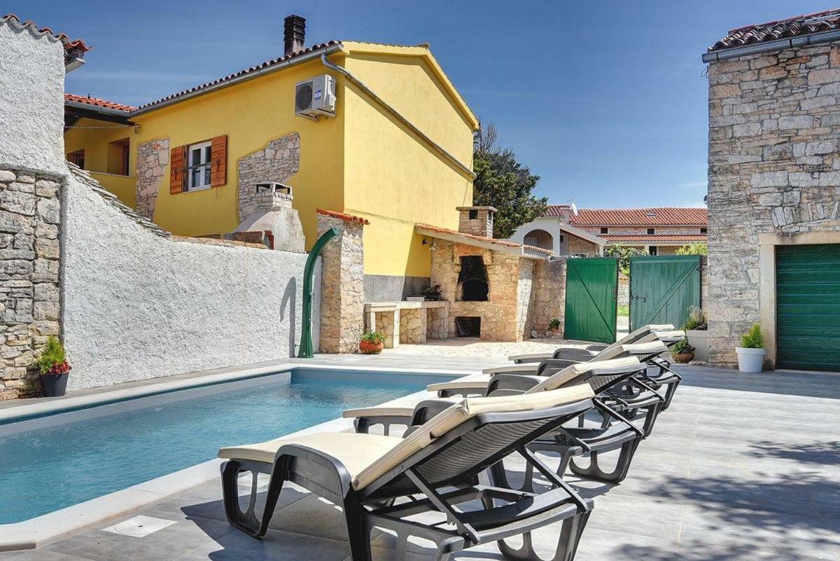Villa Micol Gajana Buitenkant foto
