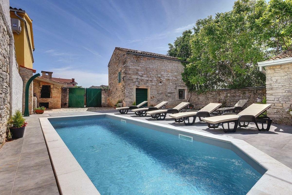 Villa Micol Gajana Buitenkant foto