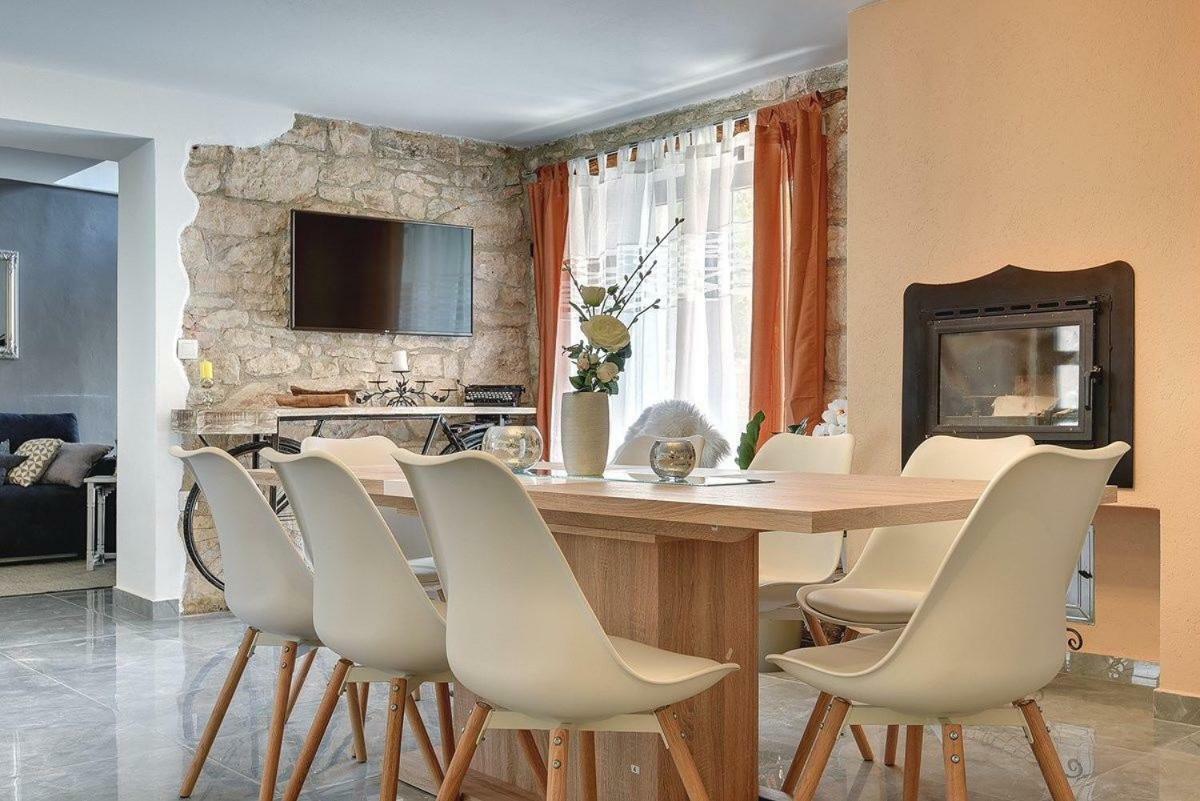 Villa Micol Gajana Buitenkant foto